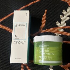 Dermalogica Real Ferment Micro Essence - White and Blue